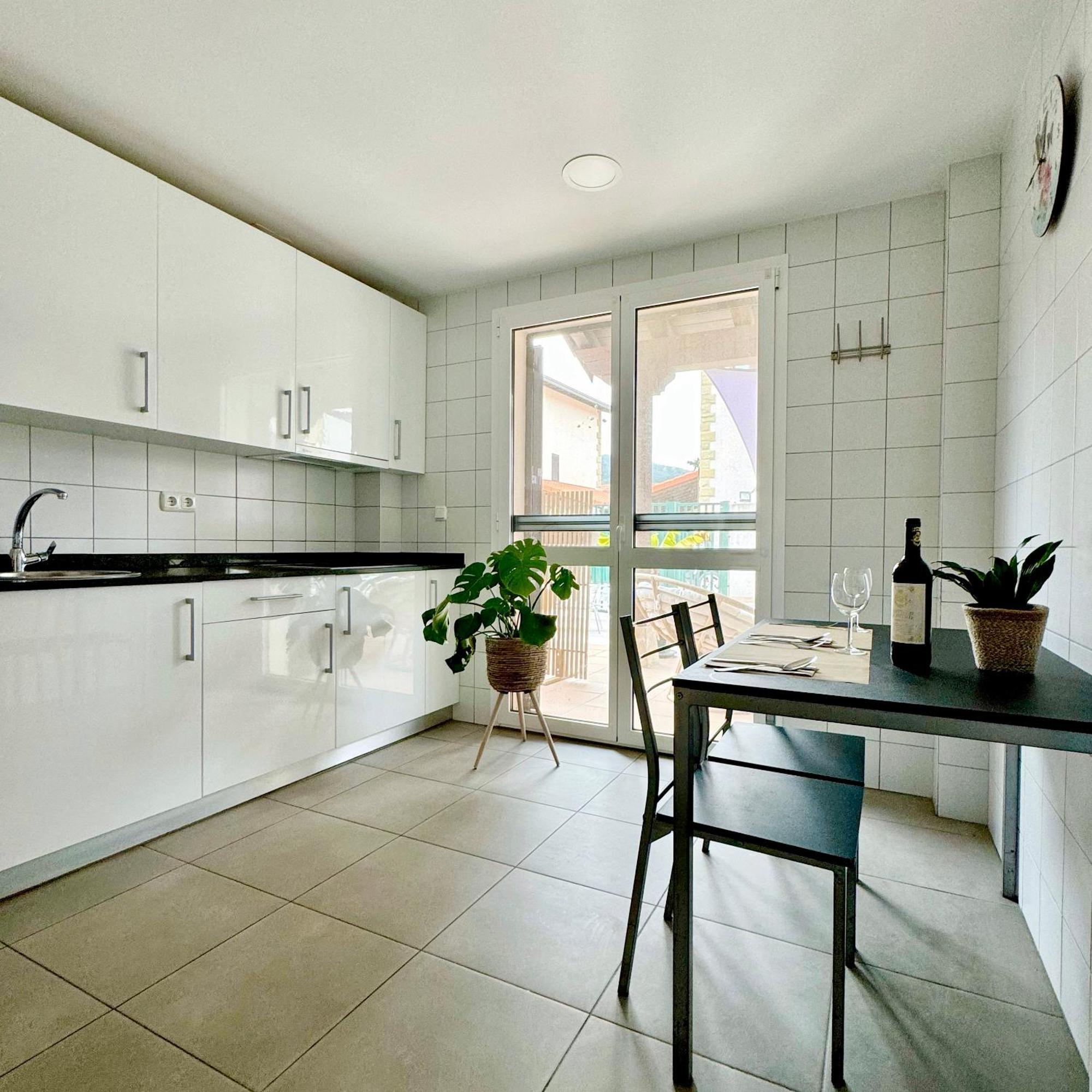 Albergue San Nicolas Larrasoana Eksteriør billede