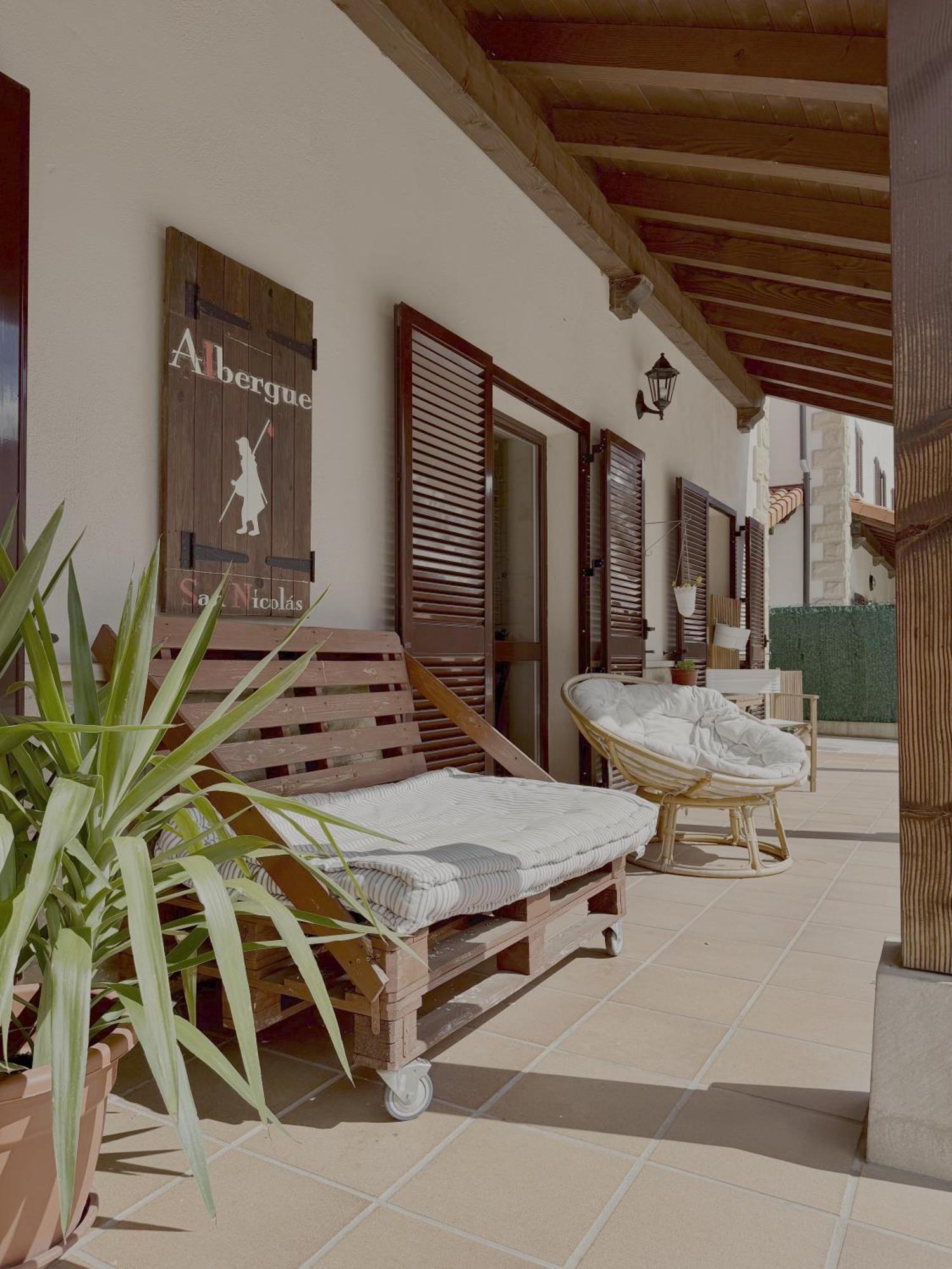 Albergue San Nicolas Larrasoana Eksteriør billede